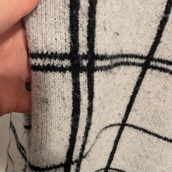 GUC Christian Siriano Marino wool plaid sweater - medium - Picture 4 of 6